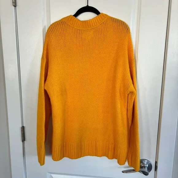 PINK Victoria's Secret Varsity Oversized Boyfriend Chunky Knit Sweater Size S - Picture 4 of 7